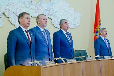 Депутаты приняли областной бюджет
